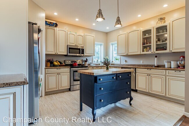 Foto del edificio - 4 br, 2.5 bath House - 107 Breezey Meadows Rd