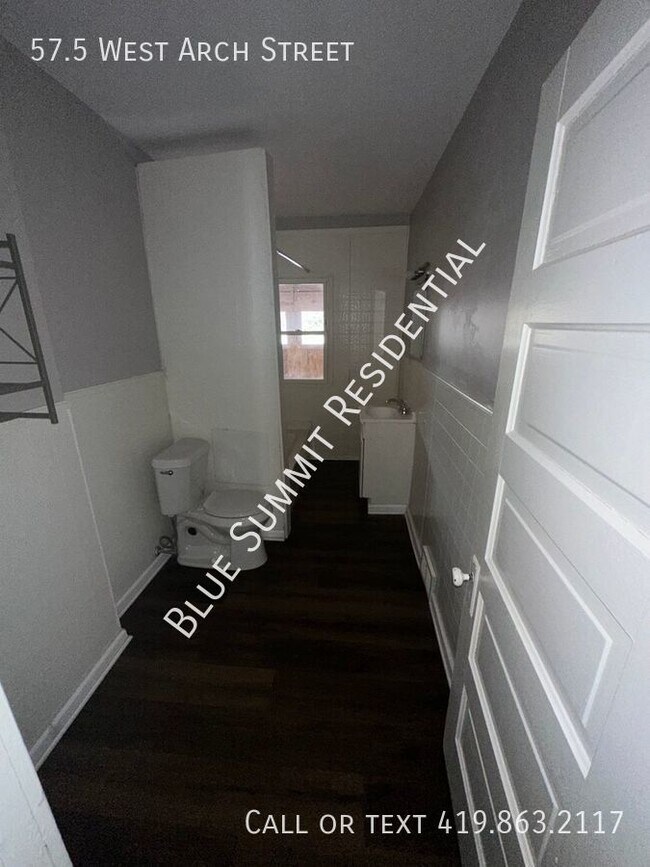 57.5 W Arch St, Mansfield, OH 44902 Room for Rent in Mansfield, OH