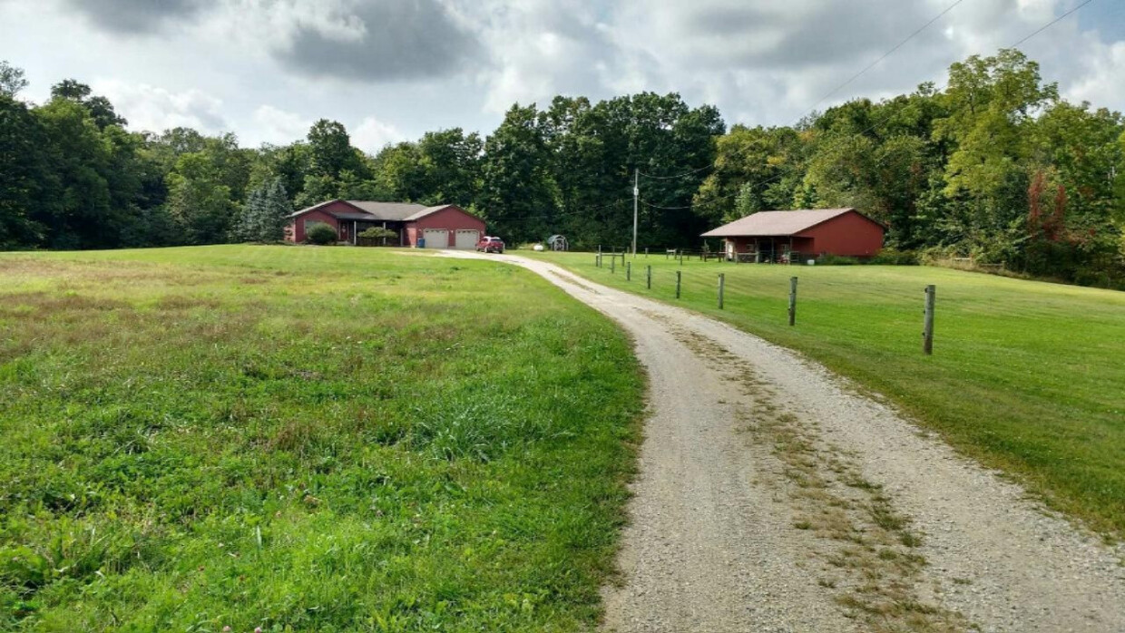 Primary Photo - 9594 S Edon Rd
