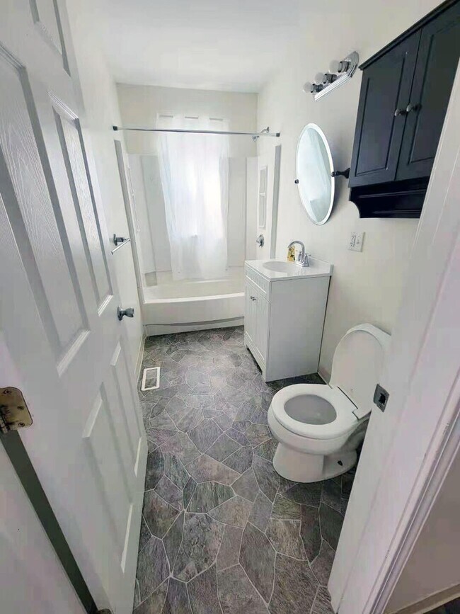 bathroom - 15 Willard St