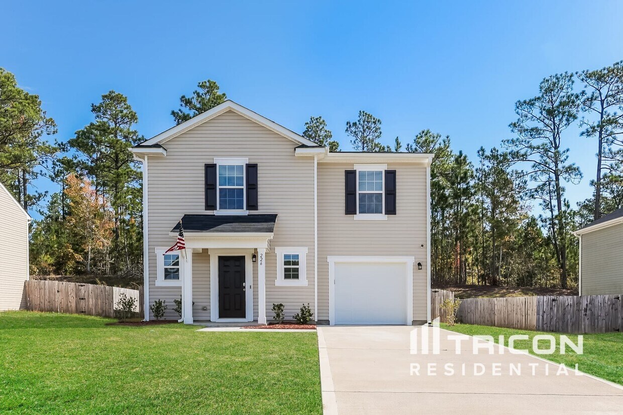 Foto principal - 226 Hallow Oak Street Spring Lake NC