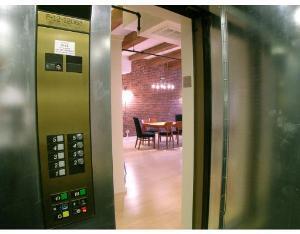 Foto del edificio - 254 Friend St