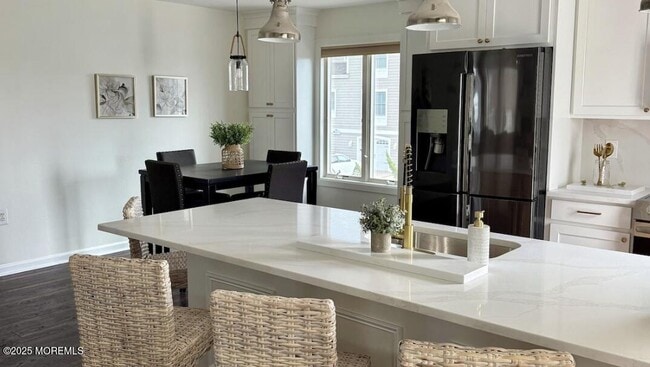 Building Photo - 104 Catherine Ln