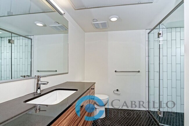 Foto del edificio - 2870 Fourth Ave