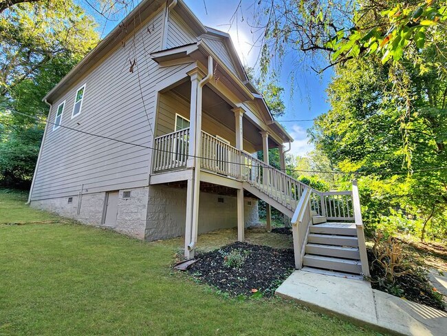 Building Photo - 1749 Givens Ave NW
