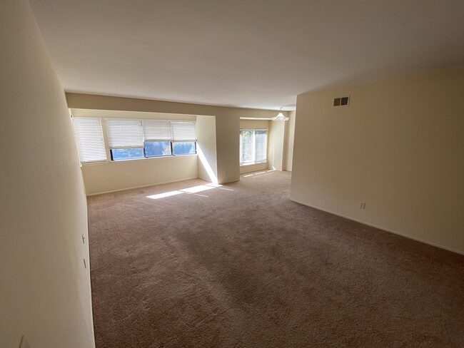 Living Room - View 1 - 248 Indian Hollow Ct