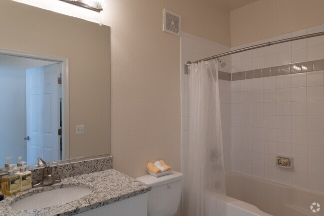 1BR, 1BA - 806 SF - Broadlands Apartments