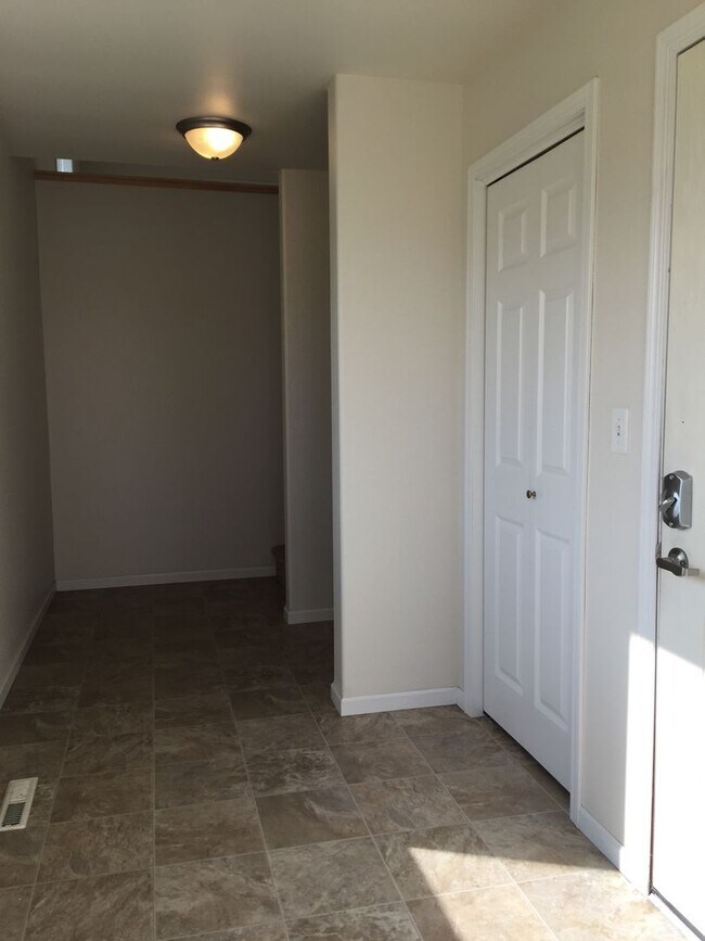 Foto del edificio - 3 Bed 3 Bath Twin Home