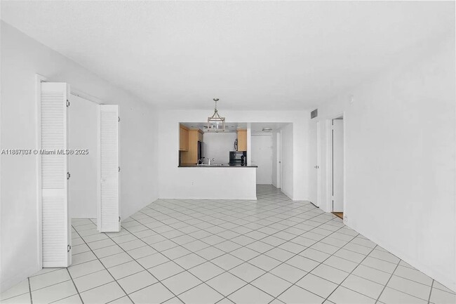 Foto del edificio - 1228 West Ave