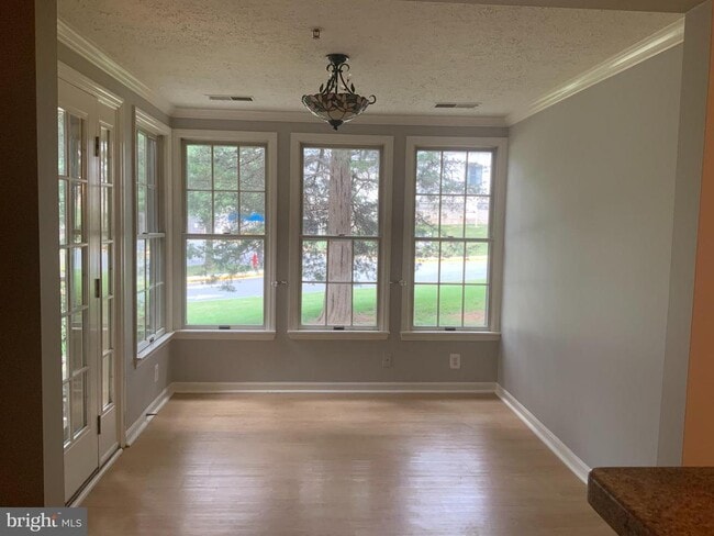 Building Photo - 13113 Briarcliff Terrace