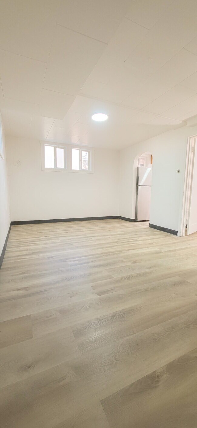 Foto del edificio - 1460 Sage Ave