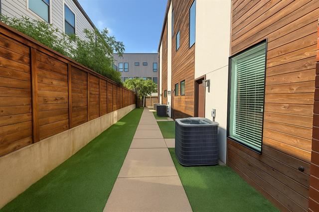 Foto del edificio - 1931 N Prairie Ave