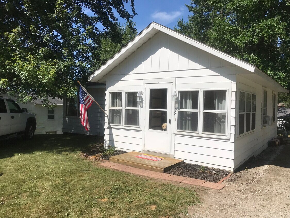 19 Ems T43 Ln, Leesburg, IN 46538 House Rental in Leesburg, IN