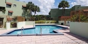 Foto principal - 11123 NW 7th St