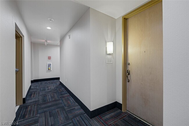Foto del edificio - 51 E Agate Ave
