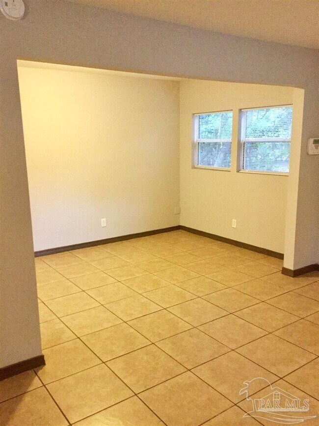 Foto del edificio - 7705 W Gadsden St