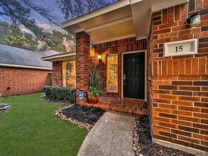 Building Photo - 15 Bayou Springs Ct