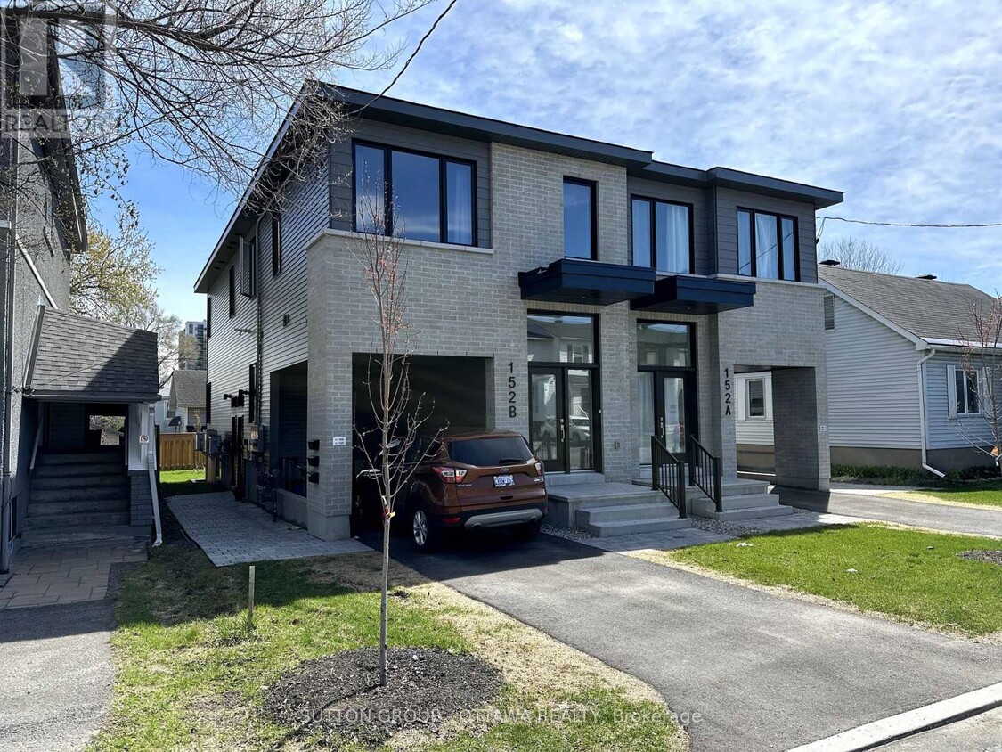Primary Photo - 152 Columbus Ave