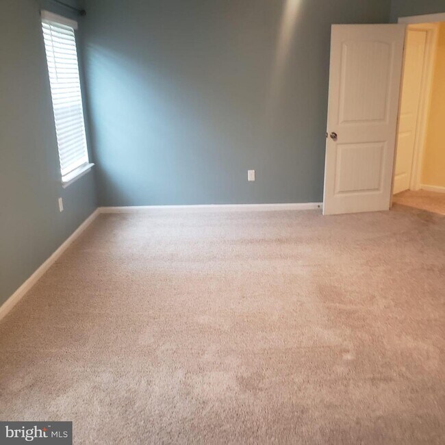 Foto del edificio - 11770 Drexwood Dr