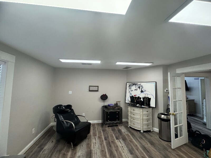 Foto principal - 403 W Main St