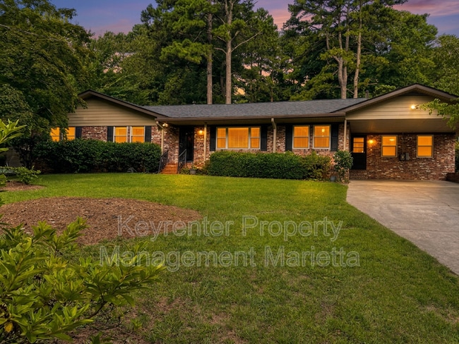 Photo - 725 Mcburnette Rd Ne House