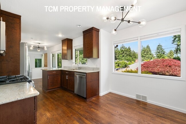 Foto del edificio - 2205 104th Ave SE