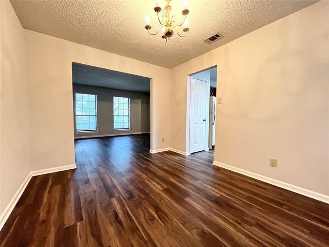 Foto del edificio - 2019 Longmeadow Ct