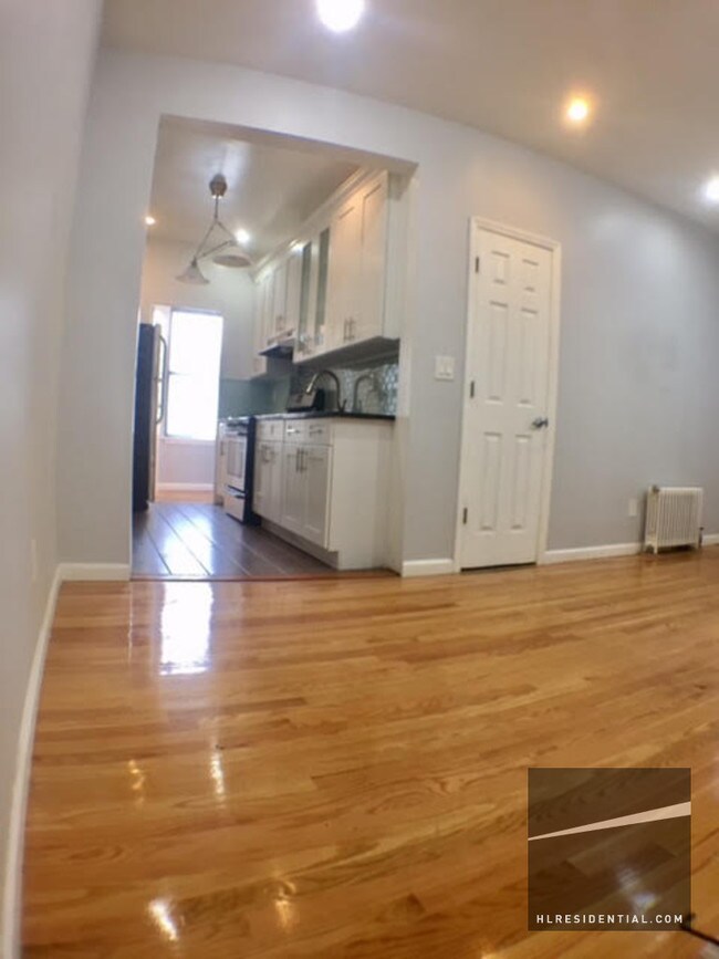 Building Photo - 3112 42nd St