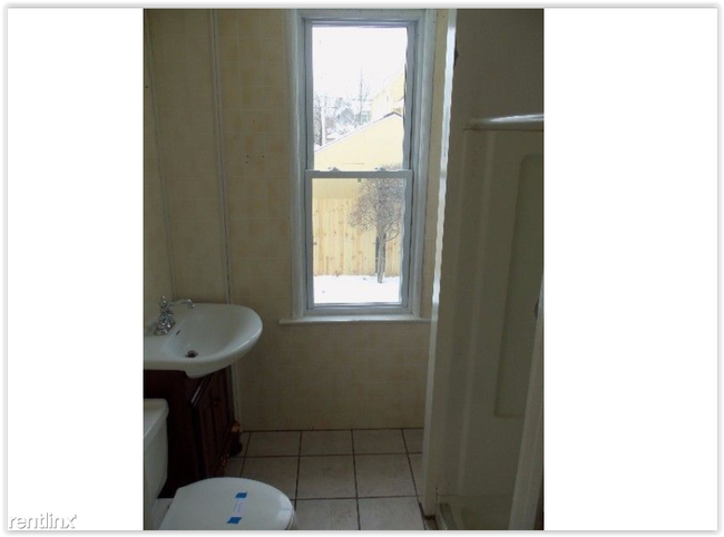 Foto del edificio - 5 br, 2 bath House - 1410 9th St
