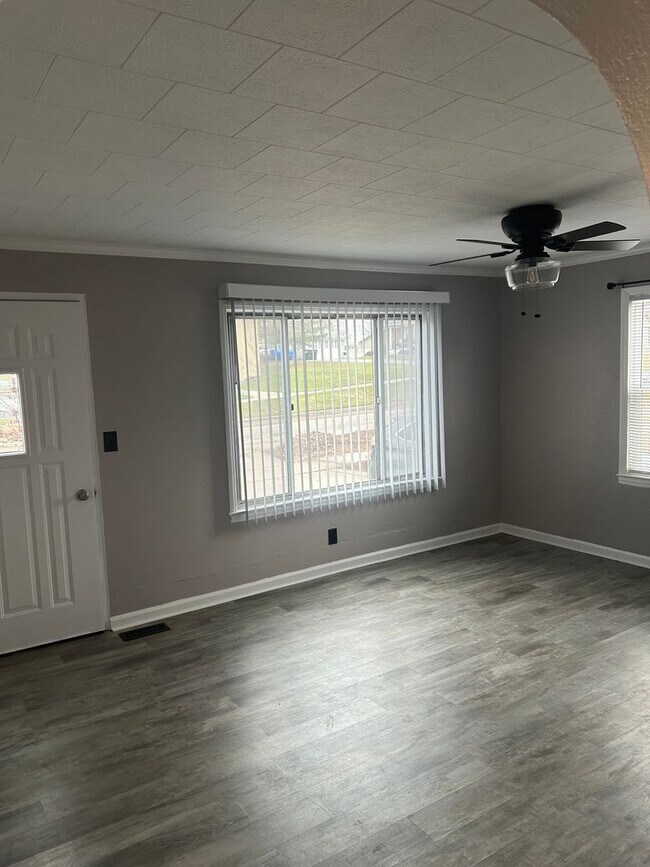 Foto del edificio - Charming 2 bedroom home near downtown Dundee