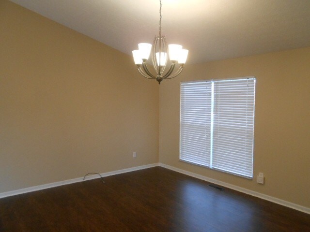 Foto del edificio - 6693 Jennyann Way