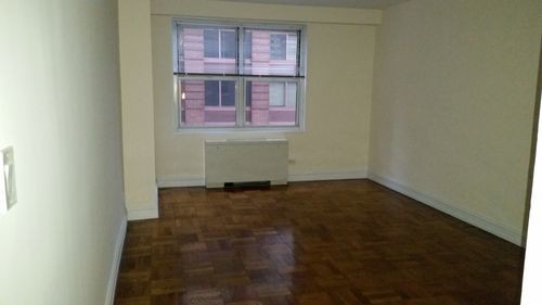 Building Photo - 887 8th Ave