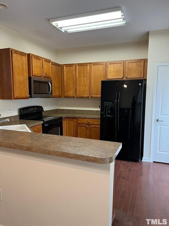 Foto del edificio - 304 Mintzer Dr