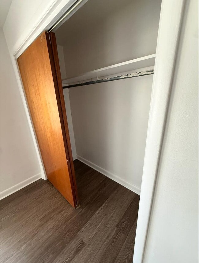 Foto del edificio - 917 Windy Ct