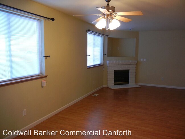 Building Photo - 3 br, 2.5 bath House - 22502 44th Ave Ct E