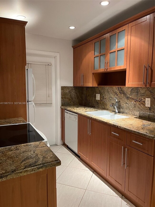 Foto del edificio - 2420 Diana Dr