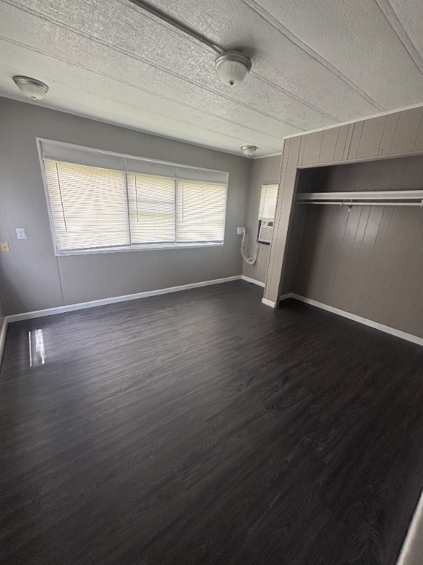 Building Photo - 2841 Mark Cir