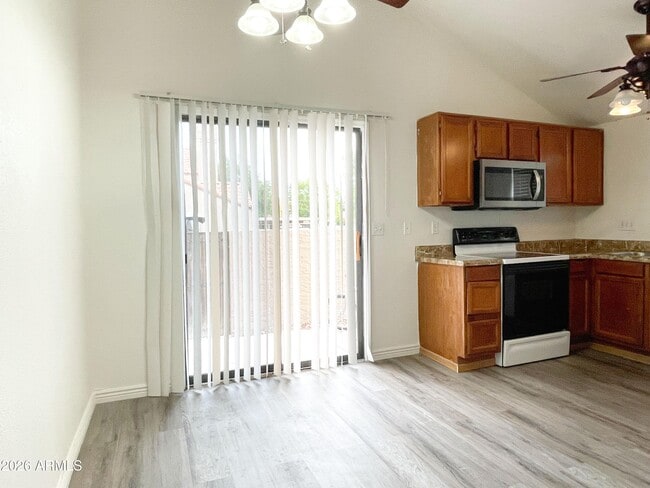 Building Photo - 3491 N Arizona Ave