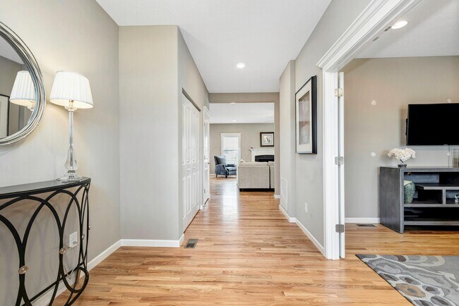 Foto del edificio - 7576 Bullseye Dr