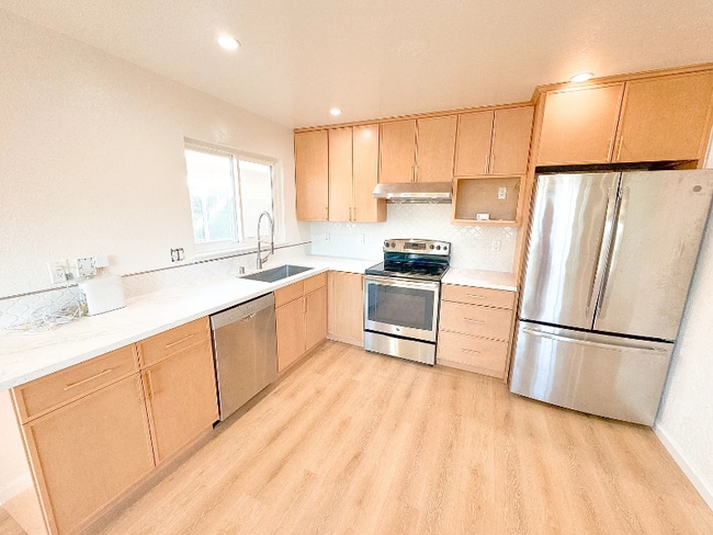 Photo - 12 Linden Ave Apartment