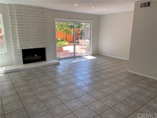 Building Photo - 10 Meadowsweet Way