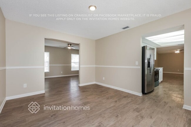 Building Photo - 709 Sandy Creek Dr