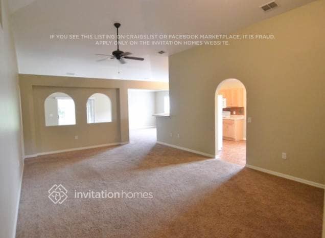 Building Photo - 992 Vanderbilt Dr