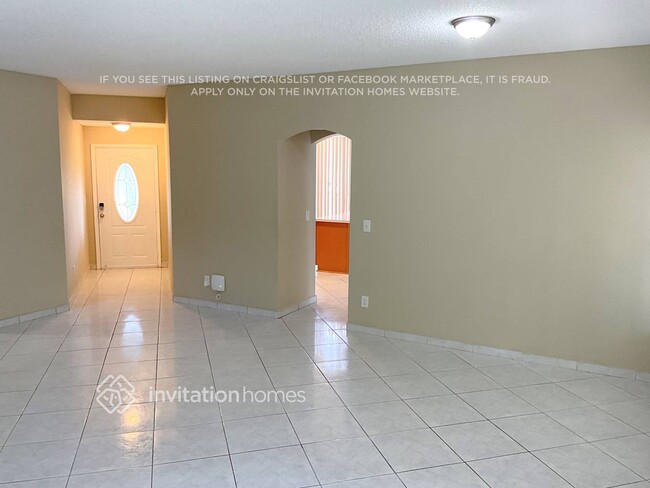 Building Photo - 164 NW 207th Terrace
