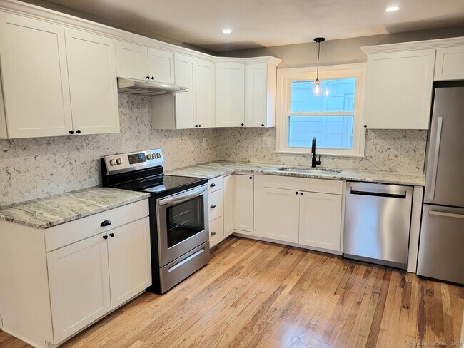 Building Photo - 43 Haynes Rd