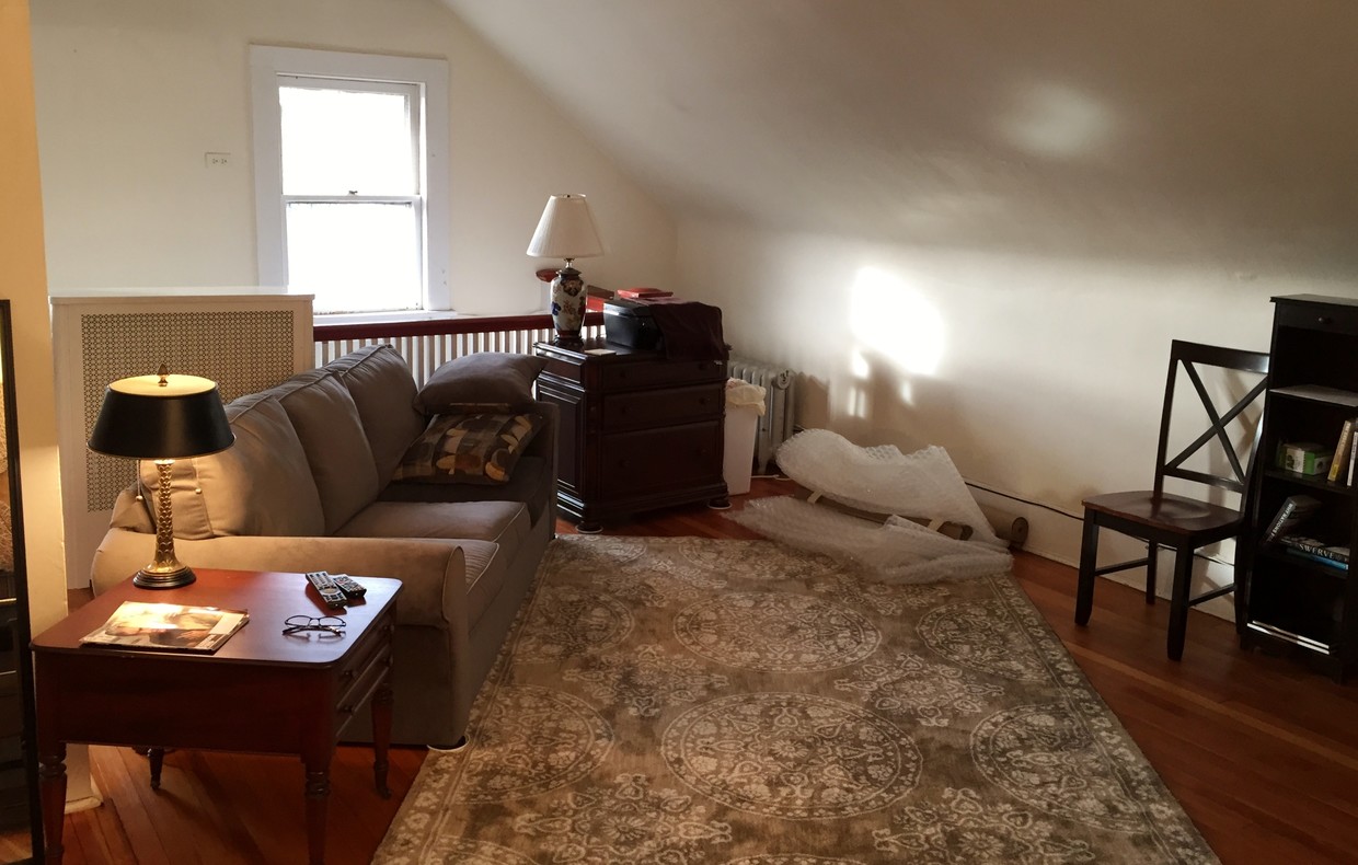 Family Room - 2 De Bary Pl