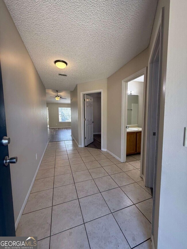 Building Photo - 120 Sapelo Dr