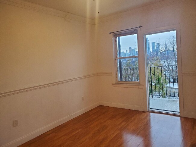 Foto del edificio - 1012 Palisade Ave