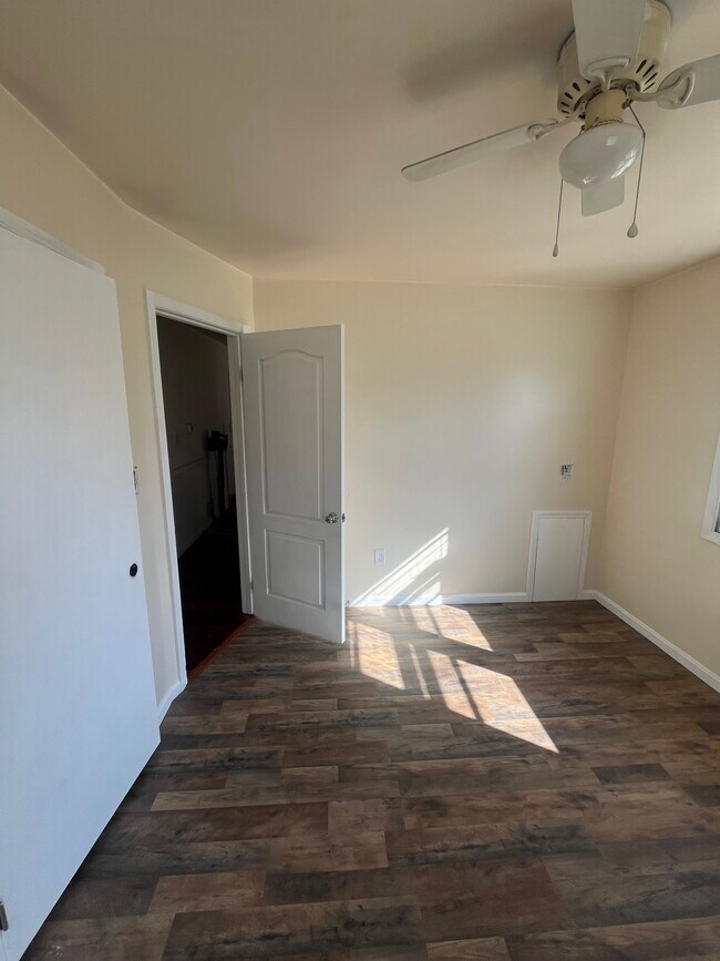 Foto del edificio - 5800 Roanoke Ave