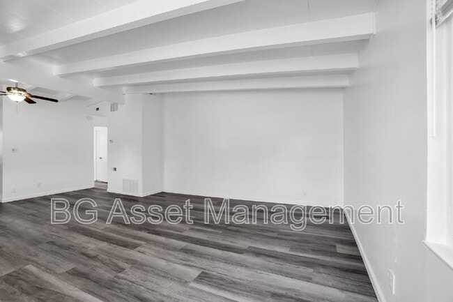 Building Photo - 1588 Ridgecrest Rd